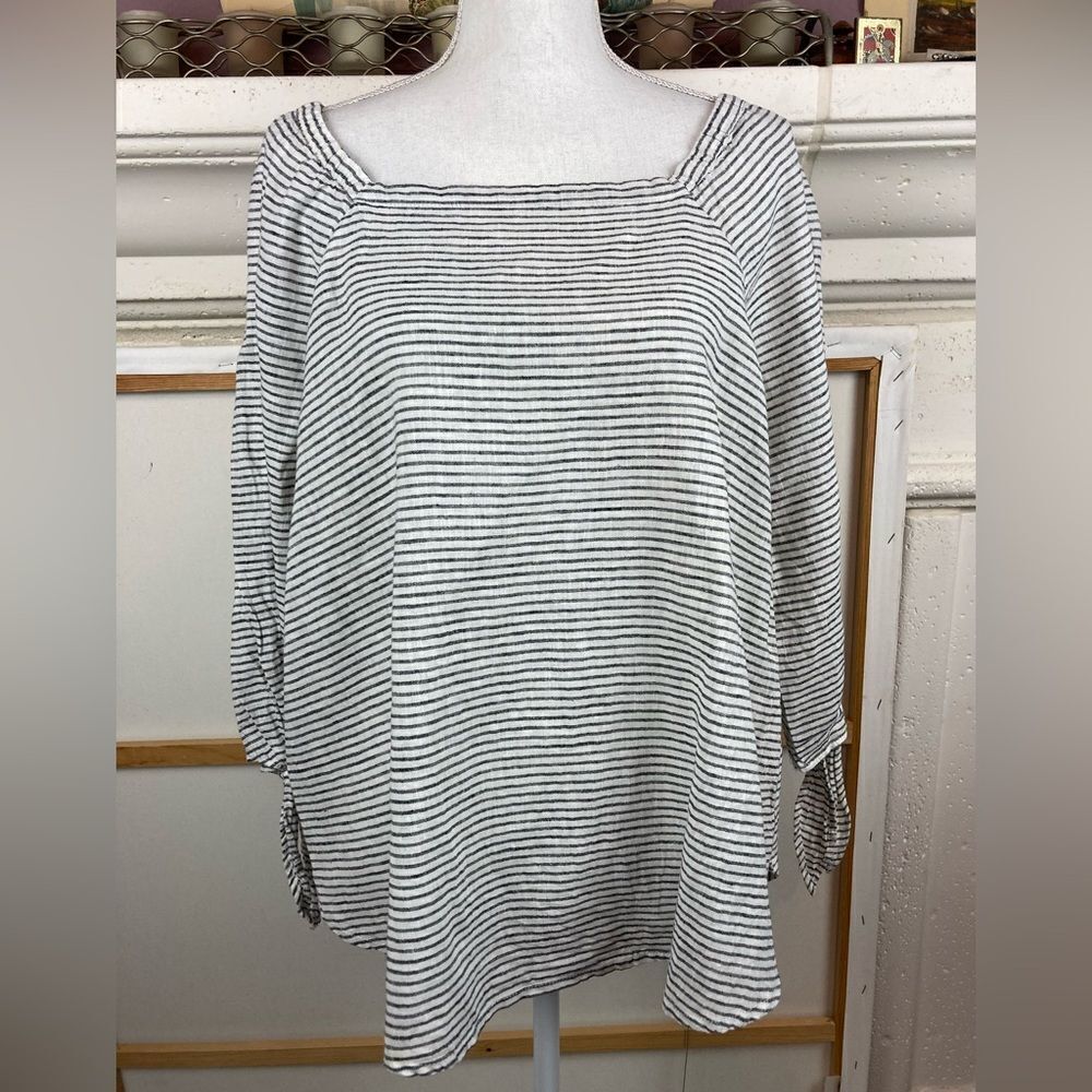 Liz Claiborne linen on or off shoulder blouse w/ tied 3/4 sleeves elastic neck